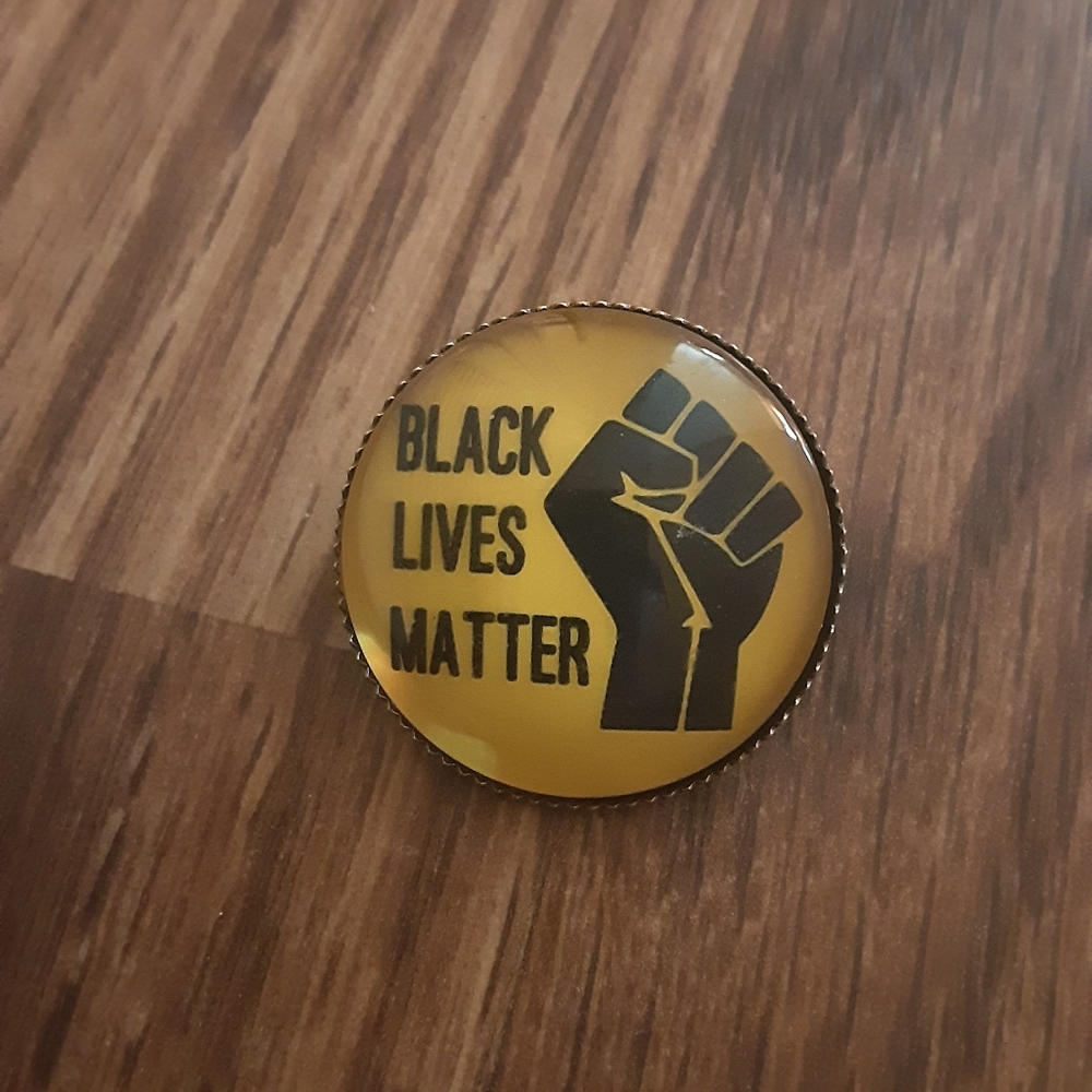 Black Lives Matter pin